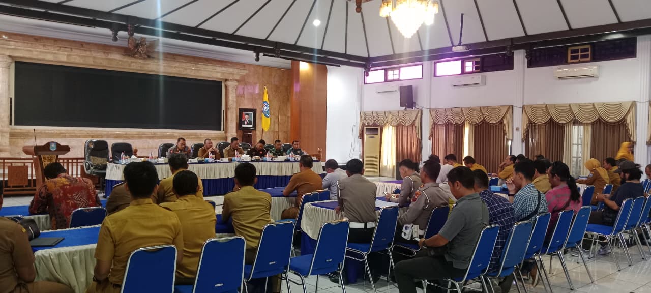 Rapat Koordinasi bersama Forkopimda Kota Tegal terkait Penataan Parkir Kawasan Alun-alun dan Jalan Pancasila Kota Tega