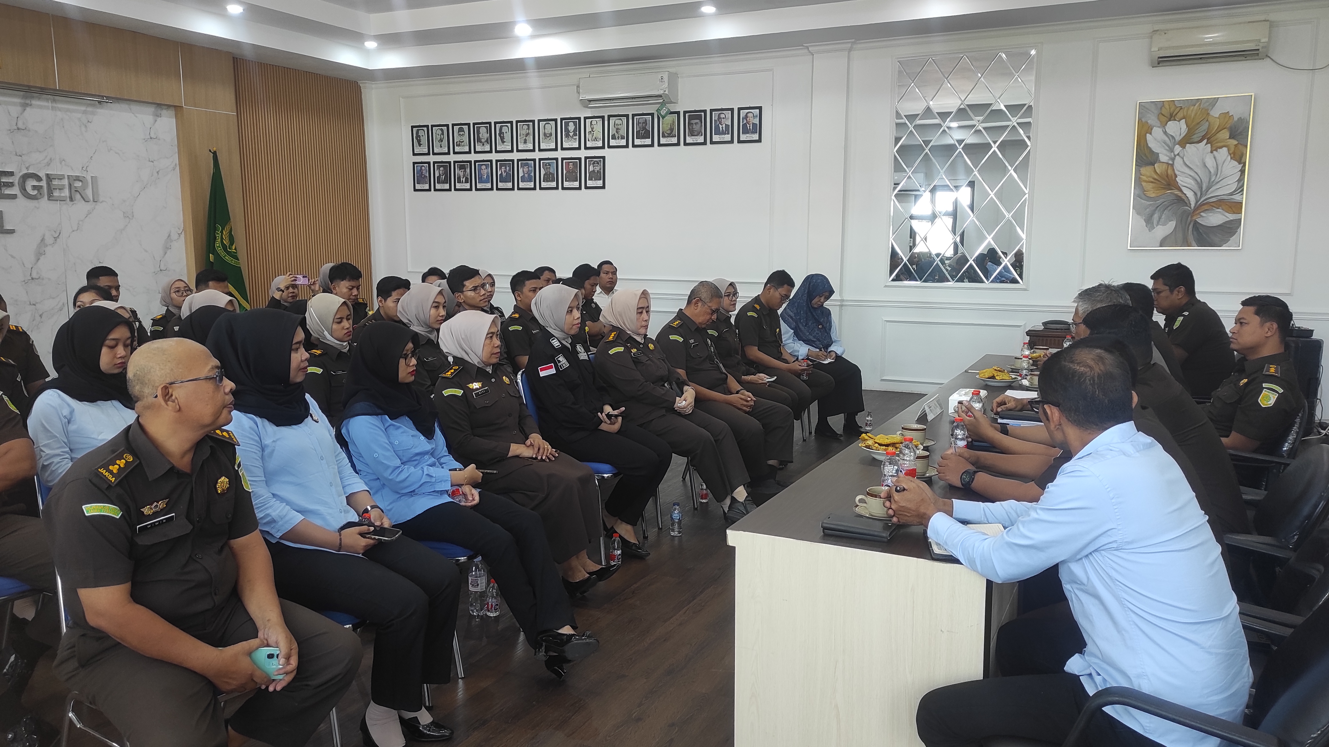 Kajari Kota Tegal selenggarakan Rapat Paripurna dalam mendukung Pelaksanaan Tugas