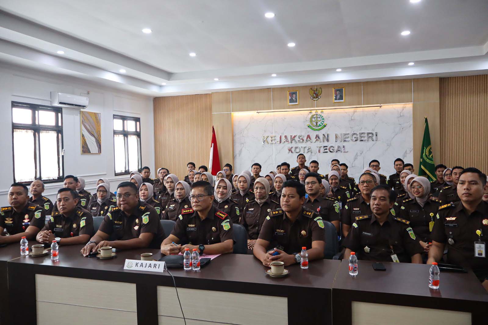 Pengarahan Kepala Kejaksaan Tinggi Jawa Tengah melalui Zoom Meeting